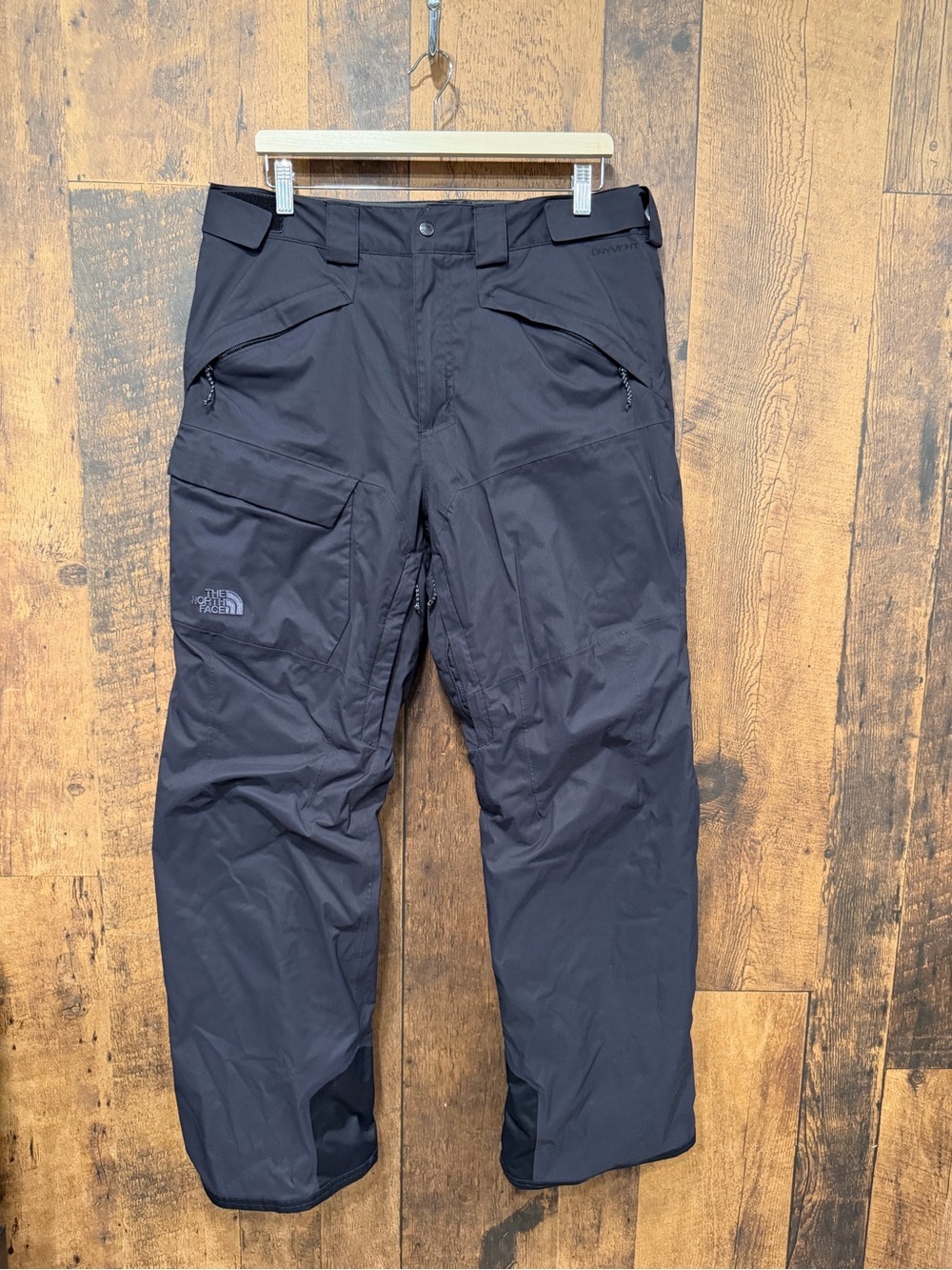 The North Face Black Men’s ski pants large EUC